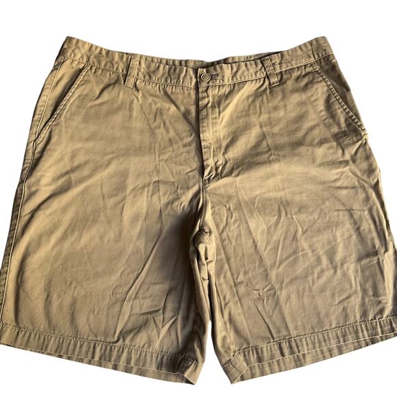 Basic Editions Mens Casual Cargo Khaki Shorts, size 42, Tan - Picture 1 of 9
